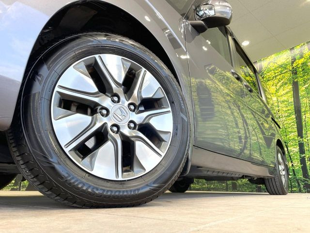 �y�����A���~�z�C�[���z�O�ςɃ}�b�`���������A���~�z�C�[���𑕒����Ă���܂��B�e��ЊO�A���~�z�C�[����A�X�^�b�h���X�^�C�����戵�����Ă���܂��B���񂲑��k����������