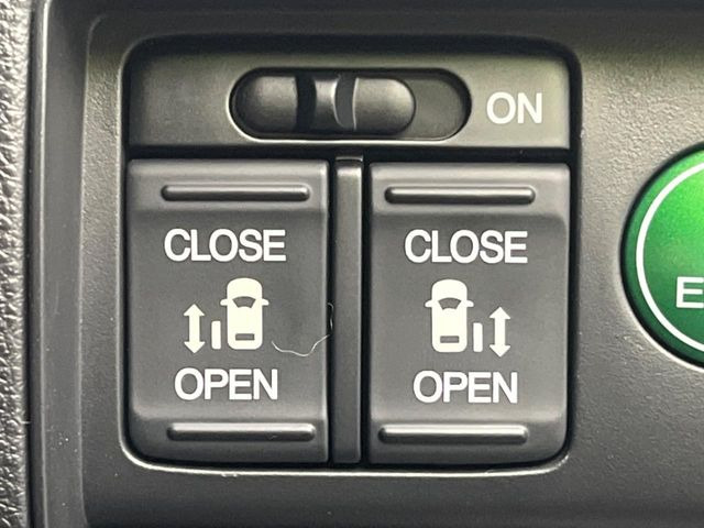 �y�����p���[�X���C�h�h�A�z�X�}�[�g�L�[��^�]�Ȃ̃X�C�b�`�Ō�ȗ����X���C�h�h�A�̊J���\���d��������͂����ăh�A���J����K�v�������A�����Ȃ��q�l�ł��ȒP�ɊJ���߂ł����K�ł���