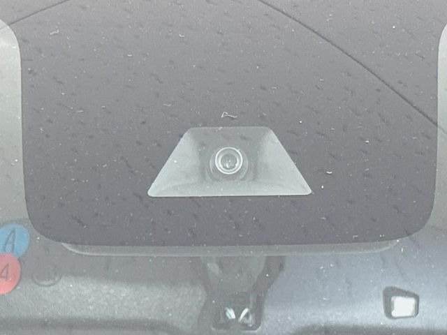 �y�C���e���W�F���g�G�}�[�W�F���V�[�u���[�L�z�t�����g�J�����őO���̎ԗ�����s�҂����m�B�Փ˂������Ȏ��͏Փ˔�Q�y���u���[�L���쓮�A�Փˉ�����T�|�[�g�B�����S�Ƀh���C�u�����y���݂��������܂��B