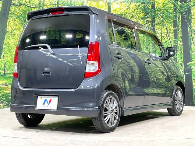 ☆全国のネクステージからお取り寄せが可能※!遠方の店舗に展示してあるクルマが気になる場合も、最寄りの店舗でご覧いただくことが可能です!是非私たちに要望をお聞かせください!※別途費用