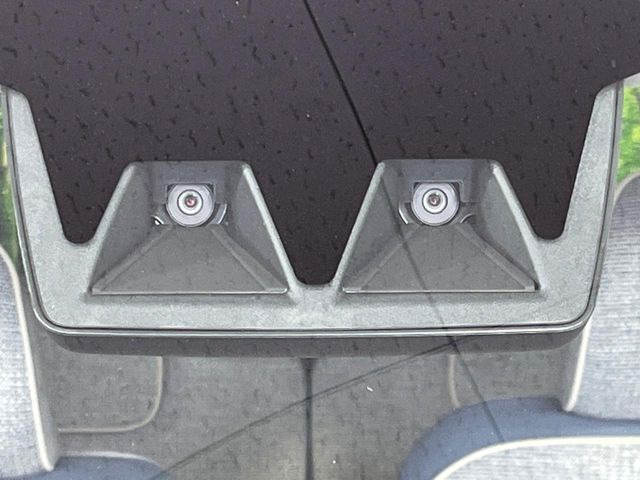 �y�X�}�[�g�A�V�X�g�z���s���ɑO���̎ԗ�����F�����A�Փ˂������Ȏ��͌x��ƃu���[�L�ŏՓˉ���Ɣ�Q�y�����A�V�X�g�B�����S�Ƀh���C�u�����y���݂��������܂��B