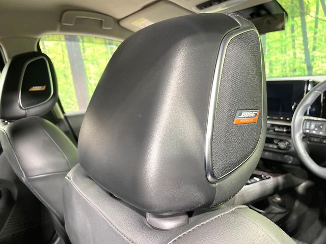 �yBOSE�T�E���h�V�X�e���z���[�J�[�I�v�V�����̍��i�ʃT�E���h�V�X�e���𓋍ځB��p�̃`���[�j���O���{���ꂽ�召�l�X�ȃX�s�[�J�[����ǎ��ȃT�E���h���t�ł��A�Տꊴ���ӂ�鉹����Ԃ����o���܂��B