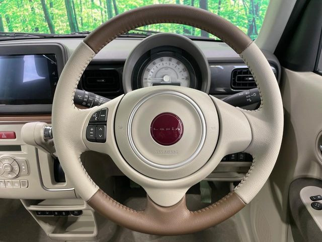 �y�����v�����X�e�A�����O�z�㎿�Ȋv���g�p���邱�ƂŁA��ɂ����������݂ƂĂ��^�]���₷���n���h���ł���