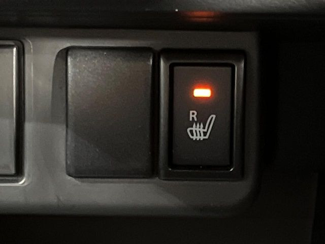 �y�V�[�g�q�[�^�[�z�������ɏd�󂷂�V�[�g�q�[�^�[!�G�A�R����葁�����܂��Ă����̂Ŋ�����̐l�����S�ł��ˁ�G�A�R���̉����͊������邩����A�Ƃ������ɂ����������߂ł��B