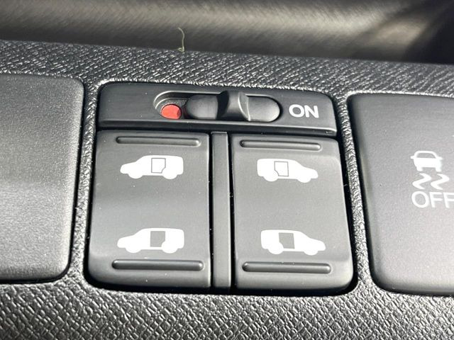 �y�����p���[�X���C�h�h�A�z�X�}�[�g�L�[��^�]�Ȃ̃X�C�b�`�Ō�ȗ����X���C�h�h�A�̊J���\���d��������͂����ăh�A���J����K�v�������A�����Ȃ��q�l�ł��ȒP�ɊJ���߂ł����K�ł���