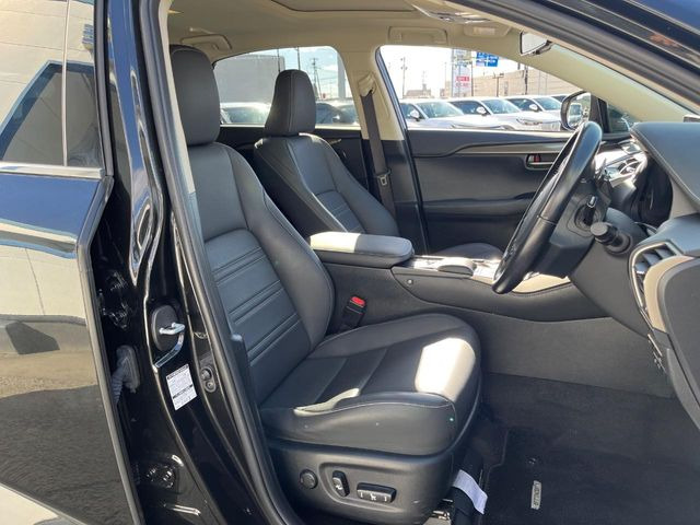 �y���烌�U�[�V�[�g�z����̂ӂ���肪�e�ՂŃ����e�i���X�����ȒP�ȁA�@�\���ɗD��鍇����v���̗p�����㎿�ȃV�[�g�ł��B����S�n���悭�A���������ӂ��S�n�ǂ��ԓ���Ԃ����o���Ă���܂��B