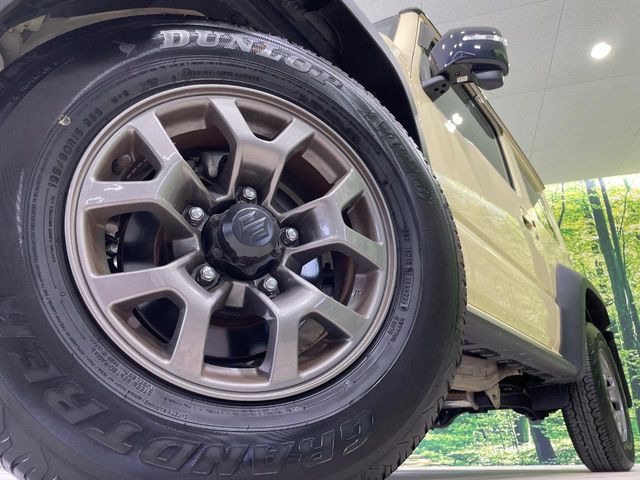 【純正15インチアルミホイール】外観にマッチした純正アルミホイールを装着しております。各種社外アルミホイールや、スタッドレスタイヤも取扱いしております。是非ご相談ください♪