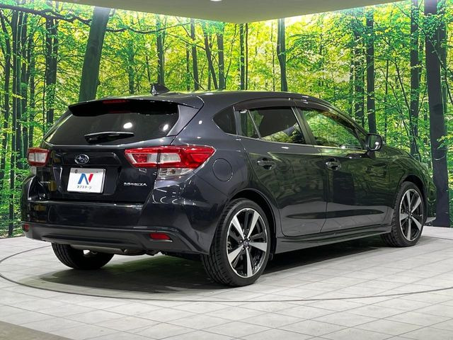 ☆全国のネクステージからお取り寄せが可能※!遠方の店舗に展示してあるクルマが気になる場合も、最寄りの店舗でご覧いただくことが可能です!是非私たちに要望をお聞かせください!※別途費用