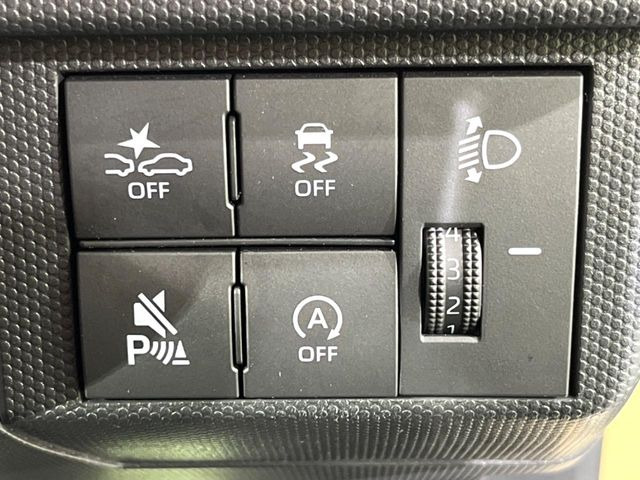 �y�X�}�[�g�A�V�X�g�z���s���ɑO���̎ԗ�����F�����A�Փ˂������Ȏ��͌x��ƃu���[�L�ŏՓˉ���Ɣ�Q�y�����A�V�X�g�B�����S�Ƀh���C�u�����y���݂��������܂��B