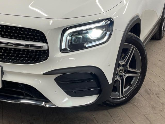 ��LED�w�b�h���C�g:��ԑ��s�����ǍD�Ȏ��E���m�ۂ����S���ĉ^�]�ł��鍂�P�xLED�w�b�h���C�g�𑕔�!�_�����x�������A����d�͂��}�����Ă��܂��B