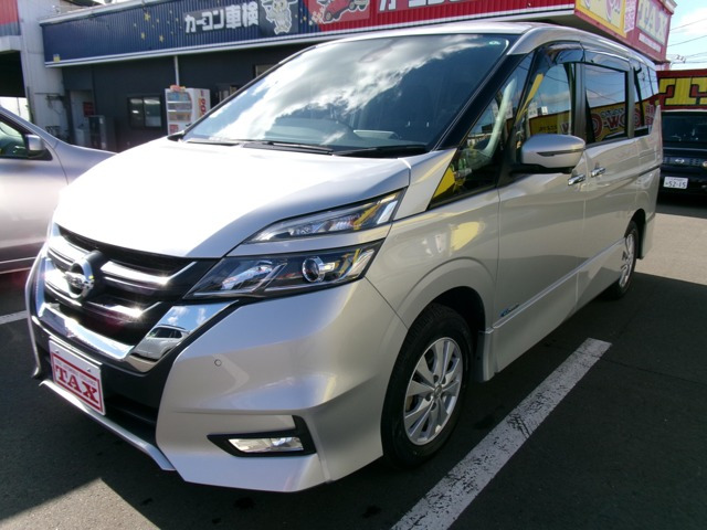 セレナ2.0 ハイウェイスター Vセレクション 4WD