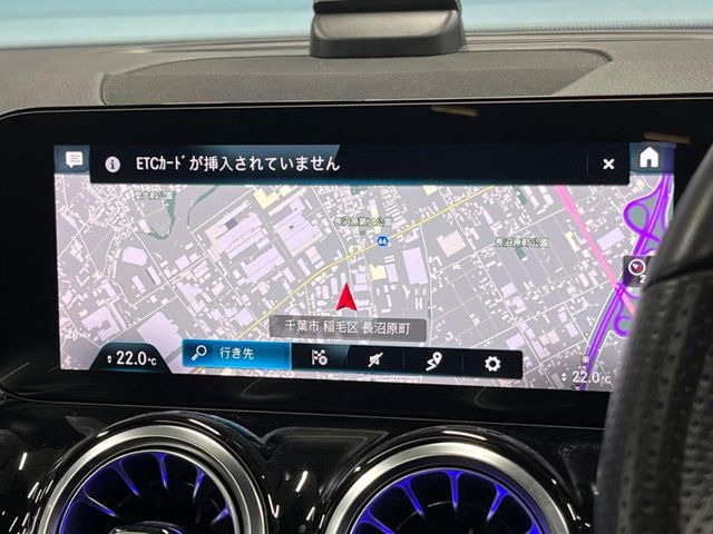 �������i�r:��̊��̂���i�r�́A����������ԓ������o���Ă���܂��BBluetooth�Đ��ȂǃI�[�f�B�I�@�\���[�����Ă���܂��̂ŁA�^�]�����y���߂܂���