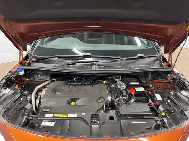 �����X�ł́A�e���[�J�[�̐�p�f�f�e�X�^�[�𓱓��B���Ǝ��i�����e�N�j�J���X�^�b�t���풓���Ă���܂��̂ŁA������̍ۂɂ����S���Ă����p���������܂��B