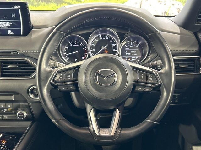 �y�����v�����X�e�A�����O�z�㎿�Ȋv���g�p���邱�ƂŁA��ɂ����������݂ƂĂ��^�]���₷���n���h���ł���