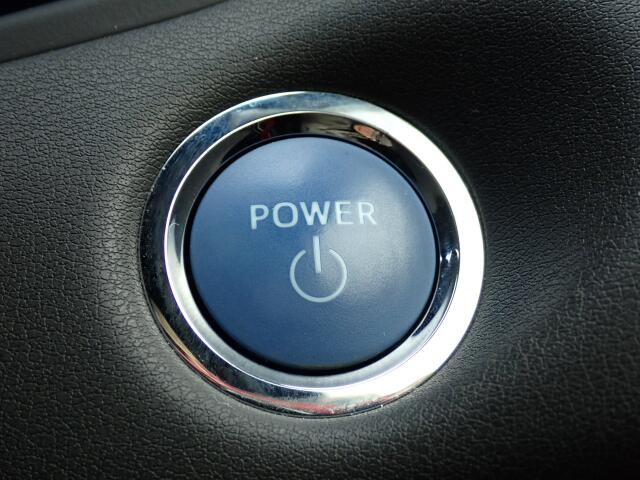 �㕔���̊J�͎蓮�ɂȂ�܂��B