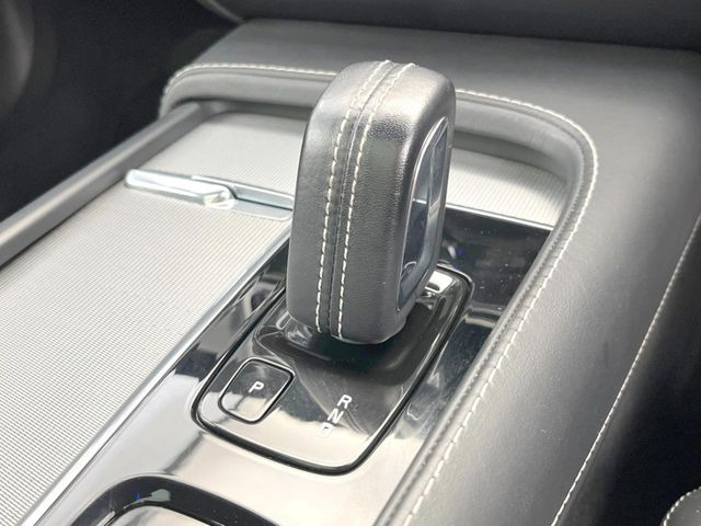 ●シフトノブの使用感も少なく、良好な状態です。