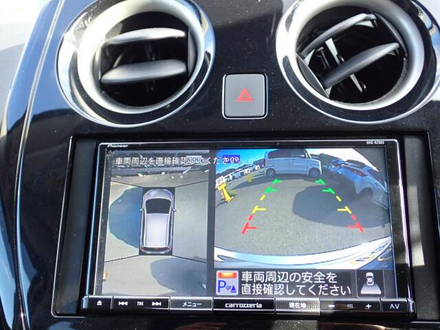 バックカメラ装備しております。駐車時に大変役に立ちますよ♪駐車が苦手な方にも便利機能です♪