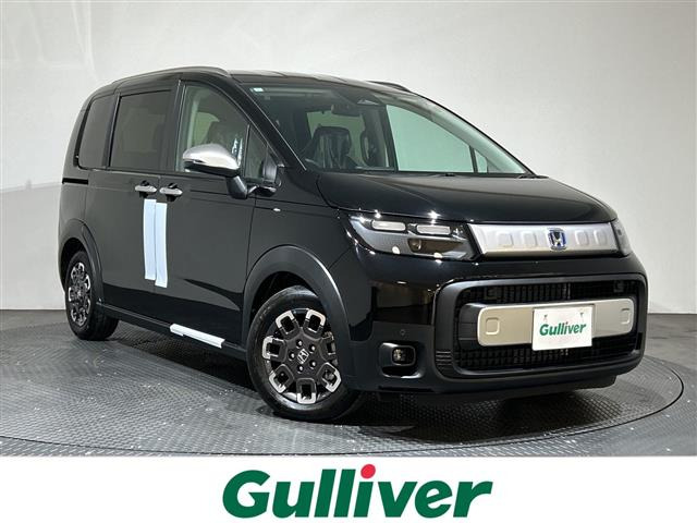 フリード1.5 e:HEV クロスター