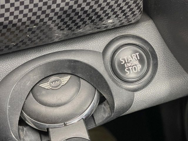 ���L�[���X�L�[:�X�}�[�g�L�[�����y���Ă��������ł��G���W���n�����ɃL�[���񂷓�����D�܂����������������l�C���������܂��B