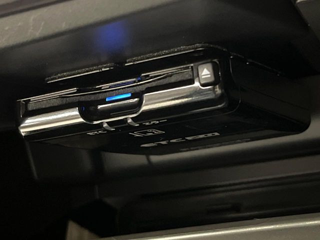 【ETC】高速道路の料金所をストレスなく通過!話題のスポットやサービスエリアに多い「スマートIC」利用時は必須のアイテムです。当店でセットアップを実施、ご納車当日からすぐにご利用いただけます!