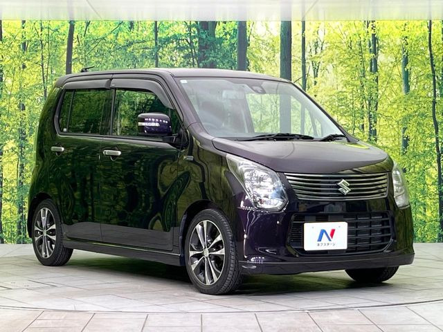 高透明度のガラス皮膜で撥水はもちろん、上質なツヤ・光沢を実現。紫外線や酸性雨から大切な愛車を保護し、色あせ・劣化を防止。「弾スプラッシュコート」、「弾プリミッサコート」からお選びいただけます。