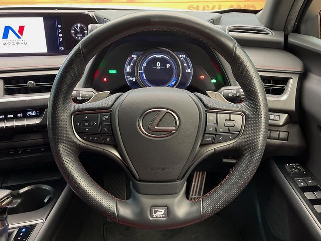 �y�����v�����X�e�A�����O�z�㎿�Ȋv���g�p���邱�ƂŁA��ɂ����������݂ƂĂ��^�]���₷���n���h���ł���