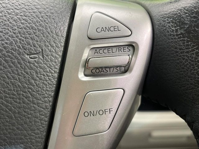 �y�N���[�Y�R���g���[���z�������H�����N���N���s�B�A�N�Z���𗣂��Ă���葬�x�ő��s���ł��A�������^�]���̕��S���y��!�����E�������ȒP�ȃX�C�b�`����Œ����ł��܂��B