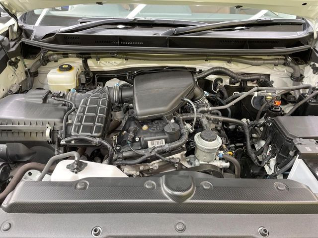 大好評を頂いておりますボディの弾スプラッシュコートも好評受付中。通常のガラスコートと異なる、耐久年数6年の無機質ガラスコーティングが、ボディをキレイな状態に保ってくれます。