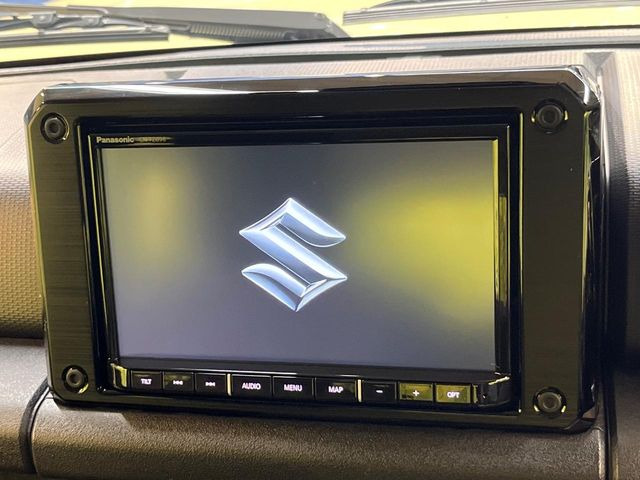 �y����8�^�i�r�z�l�C�̏����i�r�𑕔����Ă���܂��B�i�r�̎g���₷���͂������A�I�[�f�B�I�@�\���[��!�L�����v�◷�s�͂������A�ʋ΂┃�����ȂǕ��i�̃h���C�u���y�����Ȃ�͂���