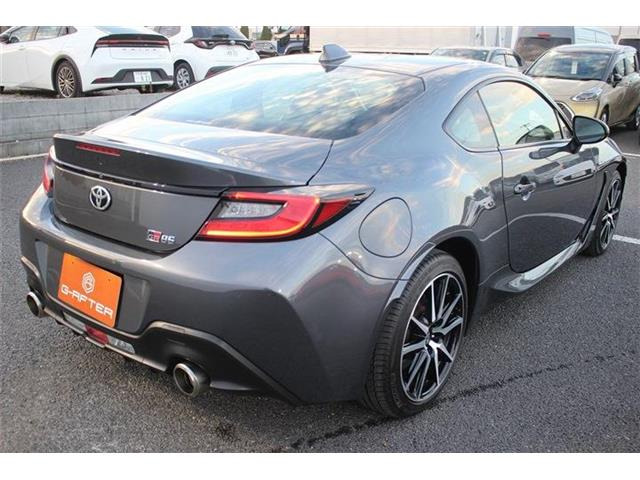 ���Ǝҗl�ւ̔̔��͂��f�肳���Ă��������܂��B�Ԍ������ԗ��̏ꍇ�́A�Ԍ����擾�������x�������z�ŕ\�����Ă���܂��B