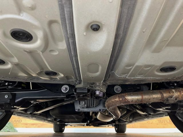 下回りがきれいなうちに、防錆加工の施工がオススメ。降雪地域はもちろん、沿岸部にお住いの方や、趣味でマリン・ウィンタースポーツをされる方にご好評いただいております。