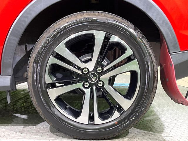 �y����17�C���`�A���~�z�C�[���z�O�ςɃ}�b�`���������A���~�z�C�[���𑕒����Ă���܂��B�e��ЊO�A���~�z�C�[����A�X�^�b�h���X�^�C�����戵�����Ă���܂��B���񂲑��k����������