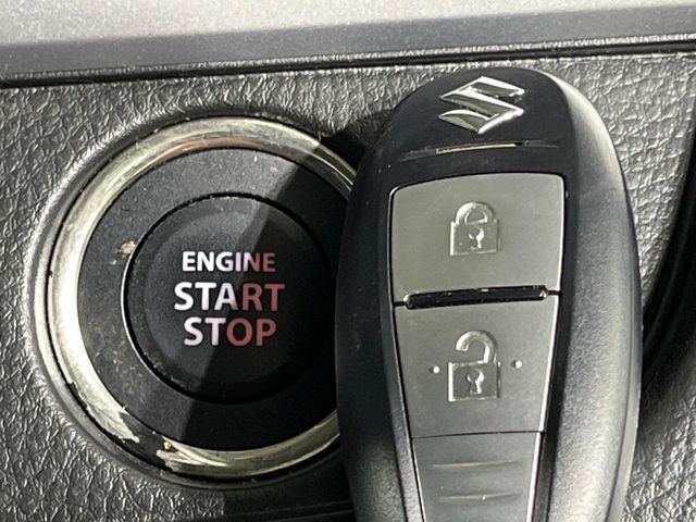 �y�L�[���X�X�^�[�g�V�X�e���z�J�o����|�P�b�g�ɓ��ꂽ�܂܂ł��h�A�̎{���E�������\�ȃX�}�[�g�L�[�𑕔��B�G���W���̃I���E�I�t�����J�M�����o���K�v����������Ƃ��Ă��֗��ł���