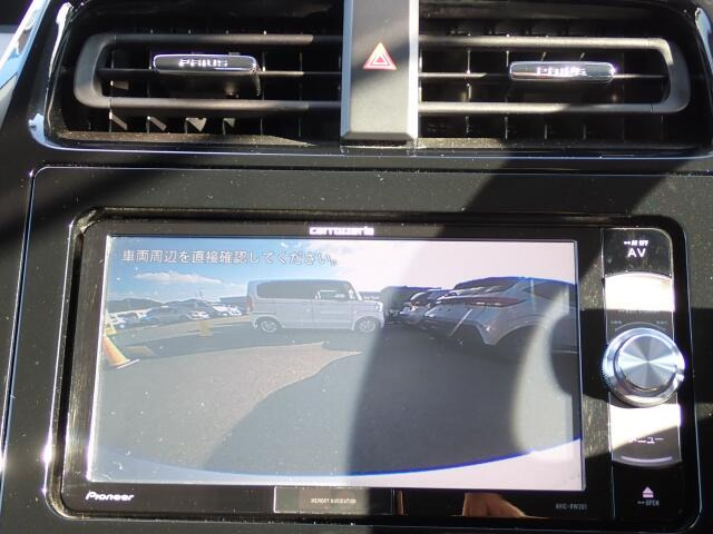 �o�b�N�J�����������Ă���܂��B���Ԏ��ɑ�ϖ��ɗ����܂�������Ԃ����ȕ��ɂ��֗��@�\�ł���