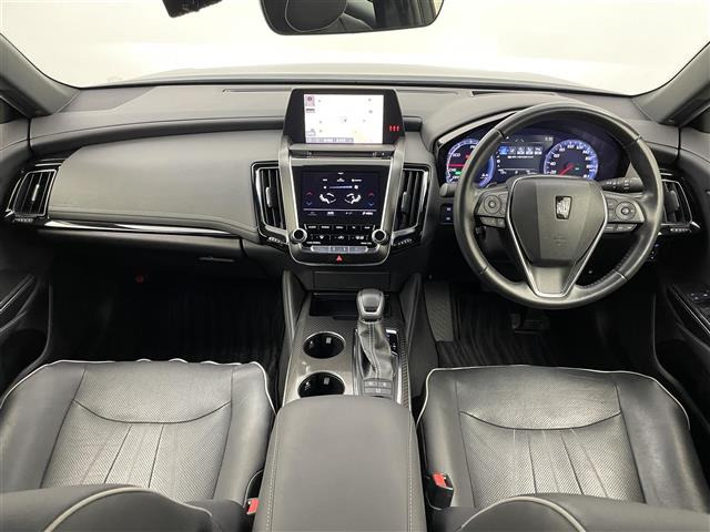 クラウンハイブリッド 3.5 RS アドバンス