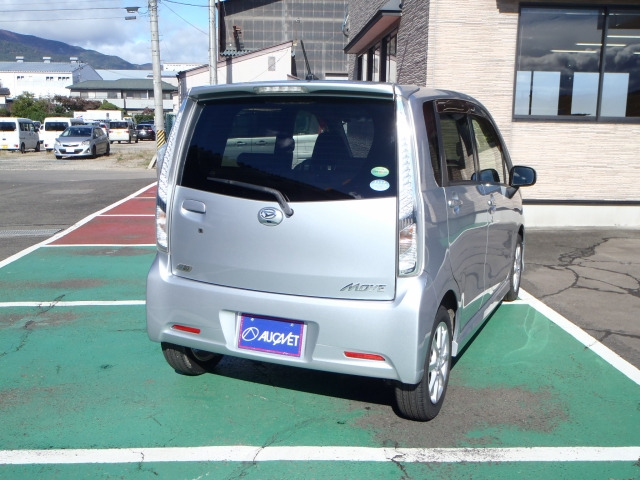 ムーヴカスタム