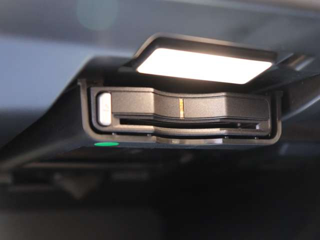 【LAGOM with VOLVO ボルボのある、ちょうどいい暮らし。】LAGOM(ラーゴム)とは、「自分にとって、多すぎず、少なすぎず、ちょうどいいバランス」という意味があるスウェーデンの言葉です。