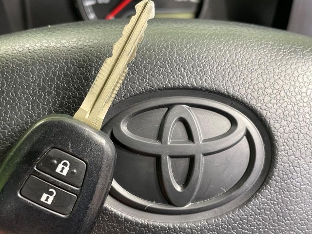 �y�L�[���X�z�������ꂽ�ꏊ����ł��{�^����Ńh�A�̊J���E�{�����ł���̂łƂ��Ă��֗�!�h�A�̌�������ɏ������邱�Ƃ�����܂����