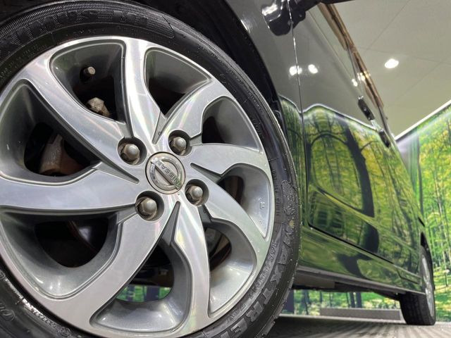 �y����15�C���`�A���~�z�C�[���z�O�ςɃ}�b�`���������A���~�z�C�[���𑕒����Ă���܂��B�e��ЊO�A���~�z�C�[����A�X�^�b�h���X�^�C�����戵�����Ă���܂��B���񂲑��k����������