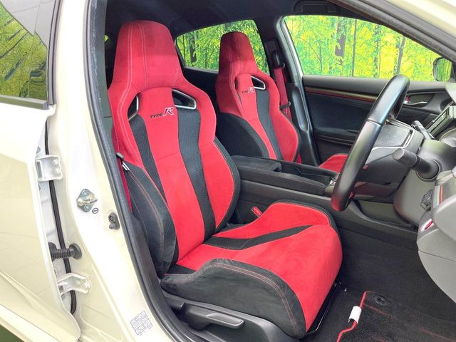 �y��p�X�|�[�c�V�[�g�z�z�[���h���ɗD��A�J�[�u���̑̂������}�����Ă���܂��B�܂��A�̂Ƀt�B�b�g���邩�獘��w�������ɂ����A�����O�h���C�u�⍂�����s�ł����K�ɂ��߂������������܂���