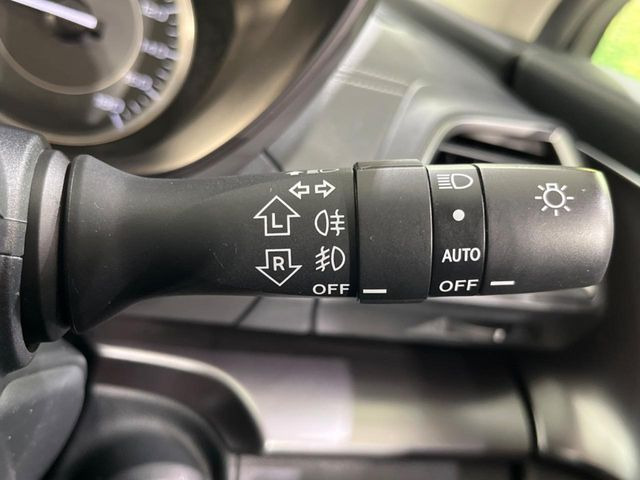 �y�I�[�g���C�g�z����̖��邳�ɉ����Ď����Ńw�b�h���C�g�̓_���E�������ł���@�\�ł�!���C�g�̕t���Y��E�����Y��Ȃǂ������Ȃ�A�J�̓���[���̑��s�����S!�g���l���ʉߎ����֗��ł��ˁ�