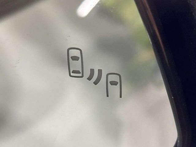 �y�u���C���h�X�|�b�g���j�^�[�z���s���A�h�A�~���[�̎��p�ɂȂ�₷���ӏ��Ɍ㑱�Ԃ��ڋ߂���ƃT�C�h�~���[�̃����Y�Ɍx����\��!�h���C�o�[�ɒ��ӊ��N�����Ă���܂��B