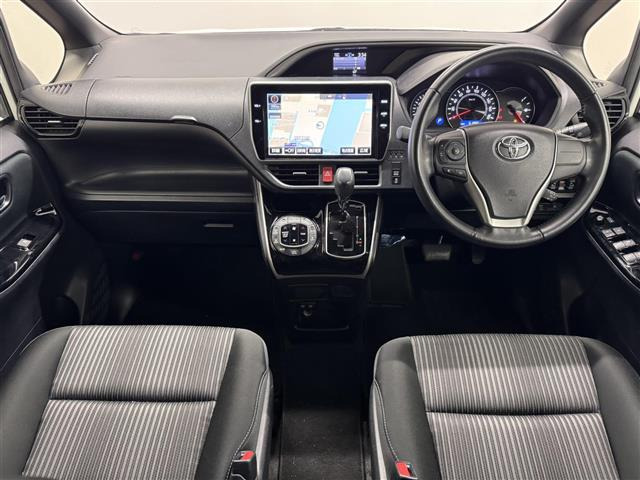 ヴォクシー2.0 ZS 煌