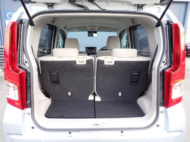 通常時のラケッジスペースです!大きな開口で荷物の乗せ降ろしも楽に行えます。