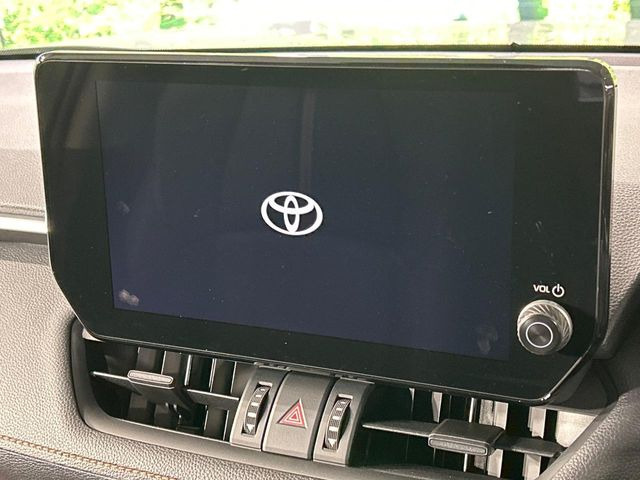 �y10.5�C���` �f�B�X�v���C�I�[�f�B�I�z���ʂ̃f�B�X�v���C��AppleCarPlay��AndroidAuto�����p�\�B�傫�ȉ�ʂŃX�}�z�i�r�A�v���������p���������܂���