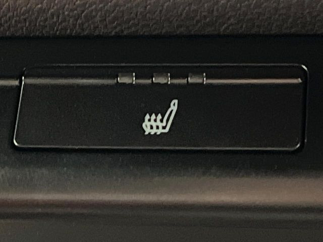 �y�V�[�g�q�[�^�[�z�������ɏd�󂷂�V�[�g�q�[�^�[!�G�A�R����葁�����܂��Ă����̂Ŋ�����̐l�����S�ł��ˁ�G�A�R���̉����͊������邩����A�Ƃ������ɂ����������߂ł��B