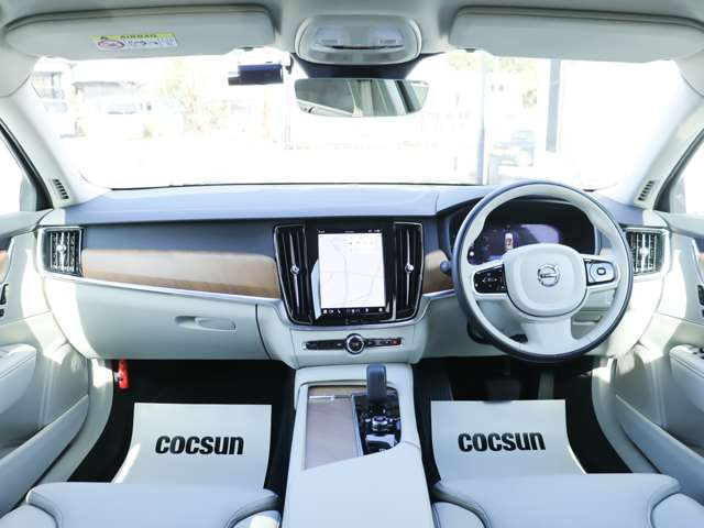 【エンジン・ミッション・ブレーキ機構を2年間無料で保証】コクスンの販売するボルボ中古車は全車に無料で2年間の保証(基本保証)が付帯されます。