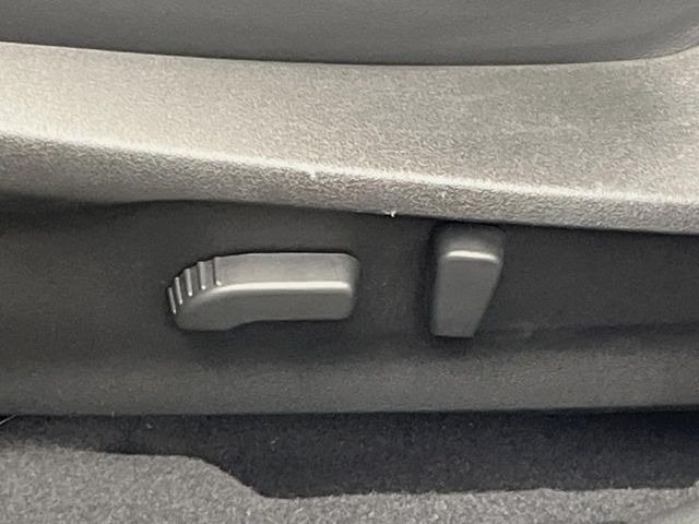 �y�p���[�V�[�g�z�X�C�b�`��ŊȒP�ɃV�[�g�̔��������\!�d��������͂�����܂���!���K�ȃV�[�g�|�W�V�����ɃZ�b�g���āA���K�ȃh���C�u�����y���݂��������B