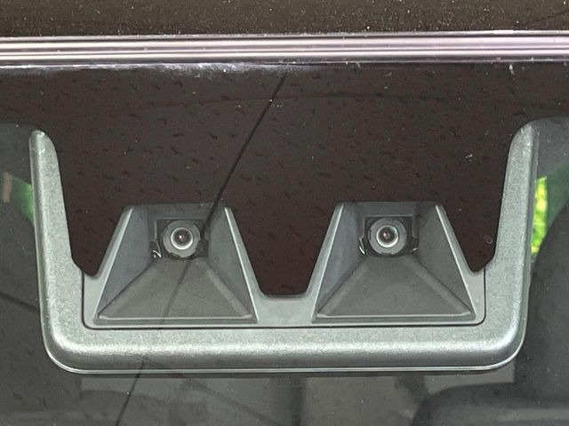 �y�X�}�[�g�A�V�X�g�z���s���ɑO���̎ԗ�����F�����A�Փ˂������Ȏ��͌x��ƃu���[�L�ŏՓˉ���Ɣ�Q�y�����A�V�X�g�B�����S�Ƀh���C�u�����y���݂��������܂��B