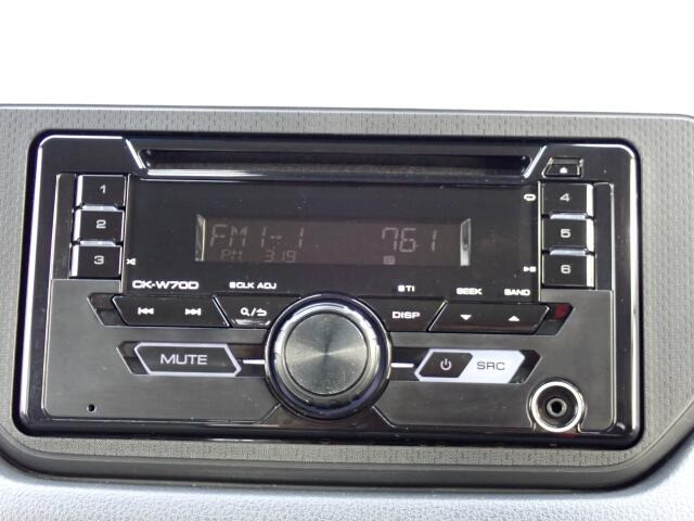 CDオーディオ・ラジオが付いてます。